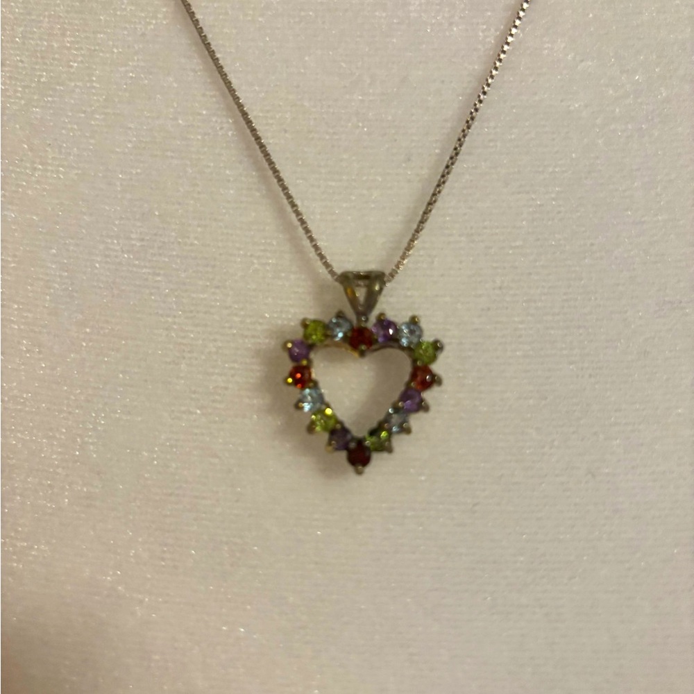 Multicolor Heart Pendant Necklace